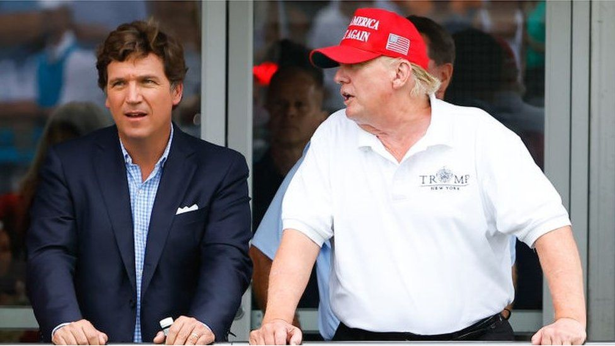 Tucker Carlson y Donald Trump Tucker Carlson y Donald Trump
