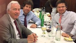 Juan Bautista Mahiques con su hermano y su padre Coco.