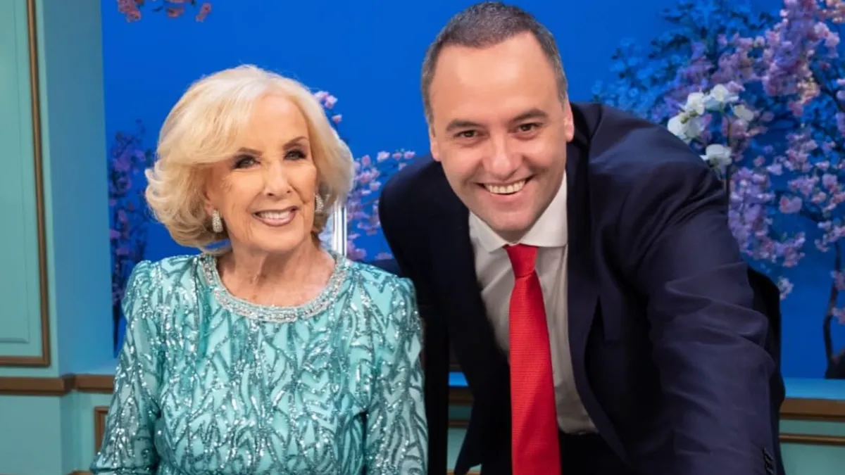 Mirtha Legrand y Manuel Adorni. Mirtha Legrand y Manuel Adorni.