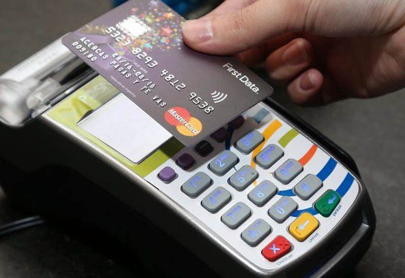 La compañía Mastercard anunció en un comunicado de prensa que emitió más de 10.000 de tarjetas prepago sin contacto para beneficio de los fanáticos durante la Copa América Brasil 2019, confía en que esta forma de pago “fácil, rápida y segura” se extenderá “aún más” en la región después de su uso en el torneo. La compañía Mastercard anunció en un comunicado de prensa que emitió más de 10.000 de tarjetas prepago sin contacto para beneficio de los fanáticos durante la Copa América Brasil 2019, confía en que esta forma de pago “fácil, rápida y segura” se extenderá “aún más” en la región después de su uso en el torneo.