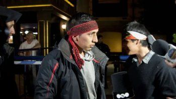 Fausto, el hermano menor de Facundo Jones Huala, fue encontrado muerto este jueves en Bariloche. Su madre culpó al Estado Argentino. Fausto, el hermano menor de Facundo Jones Huala, fue encontrado muerto este jueves en Bariloche. Su madre culpó al Estado Argentino.