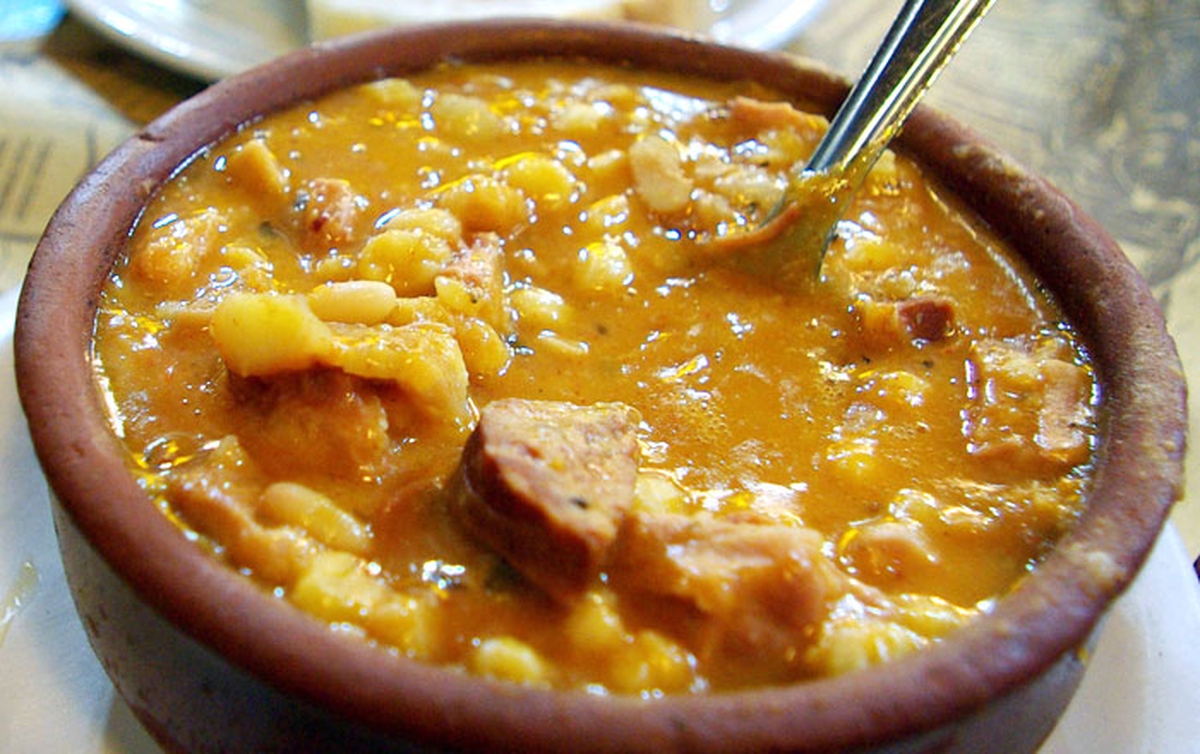 El tentador locro de trigo.