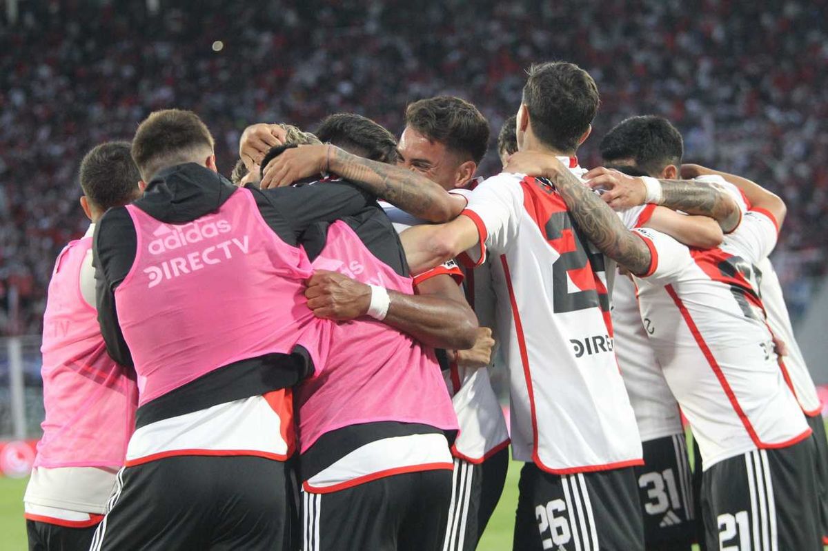 River festeja