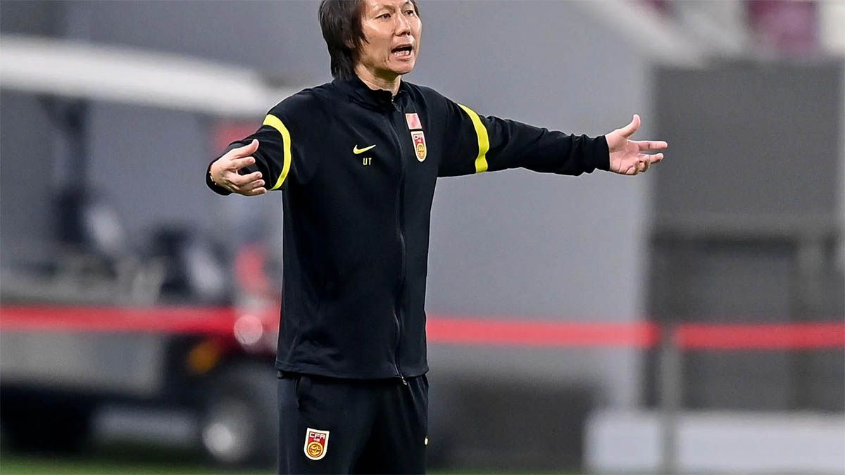 El ex DT de la Selección de China, Li Tie, fue condenado a 20 años de prisión por pagar y aceptar sobornos. El ex DT de la Selección de China, Li Tie, fue condenado a 20 años de prisión por pagar y aceptar sobornos.