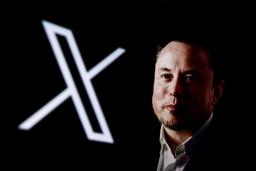 Elon Musk intenta modernizar X.