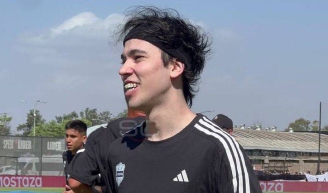 Spreed, el personaje al que Riestra hizo debutar en el fútbol argentino.