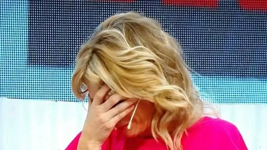 Yanina Latorre desmiente información sobre MasterChef Celebrity y desata un escándalo. Yanina Latorre desmiente información sobre MasterChef Celebrity y desata un escándalo.