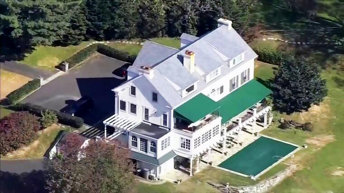 Casa de Joe Biden en Wilmington, Delaware donde se ocultaban precesiamente en el garaje. una “pequeña cantidad” de registros con marcas clasificadas. Casa de Joe Biden en Wilmington, Delaware donde se ocultaban precesiamente en el garaje. una “pequeña cantidad” de registros con marcas clasificadas.