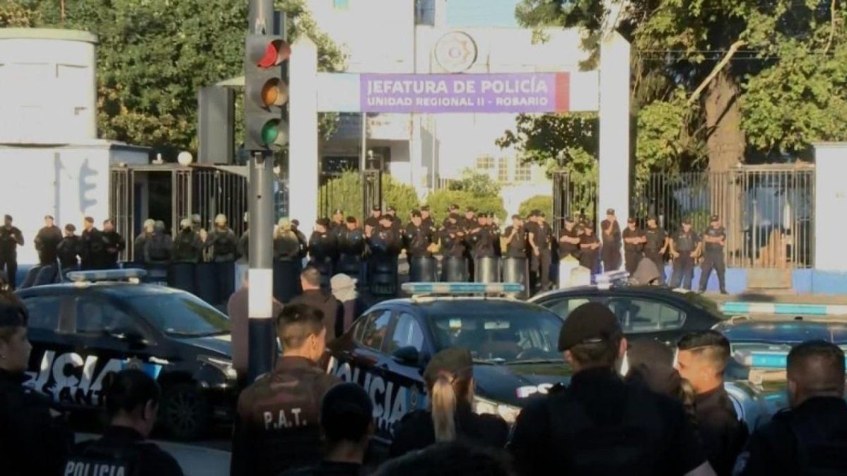 Escala el conflicto.