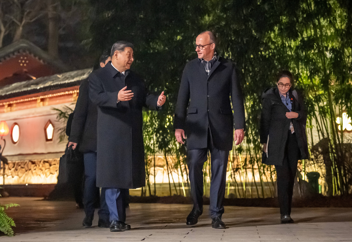 Xi Jinping y Friedrich Merz, los líderes de la segunda y tercera economía mundial, dejaron afuera a Trump y se reunieron en Beijing. Xi Jinping y Friedrich Merz, los líderes de la segunda y tercera economía mundial, dejaron afuera a Trump y se reunieron en Beijing.