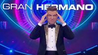 En Telefe ya ni se molestan en esconder que Santiago del Moro está harto de los participantes de Gran Hermano. Tanto que les pasó factura en vivo sin paciencia. Foto: Ficción/Gemini En Telefe ya ni se molestan en esconder que Santiago del Moro está harto de los participantes de Gran Hermano. Tanto que les pasó factura en vivo sin paciencia. Foto: Ficción/Gemini