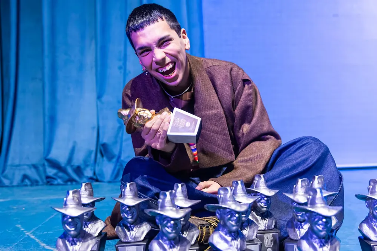 Milo J ganó el Gardel de Oro y otras 12 categorías con apenas 19 años, aunque en redes muchos cuestionaron que el premio principal no fuera para Lali. Foto: Instagram Milo J ganó el Gardel de Oro y otras 12 categorías con apenas 19 años, aunque en redes muchos cuestionaron que el premio principal no fuera para Lali. Foto: Instagram