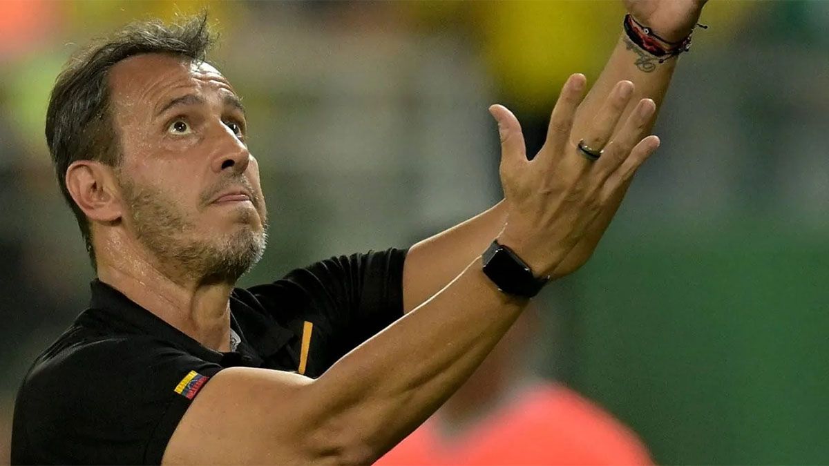 Venezuela logró un muy buen empate frente a Brasil 1-1 en las Eliminatorias para el Mundial 2026 producto de un gran trabajo del técnico Fernando Batista. Venezuela logró un muy buen empate frente a Brasil 1-1 en las Eliminatorias para el Mundial 2026 producto de un gran trabajo del técnico Fernando Batista.