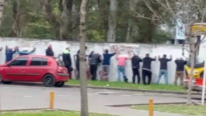 Otra vez sopa: Temible enfrentamiento de la barra de Arsenal