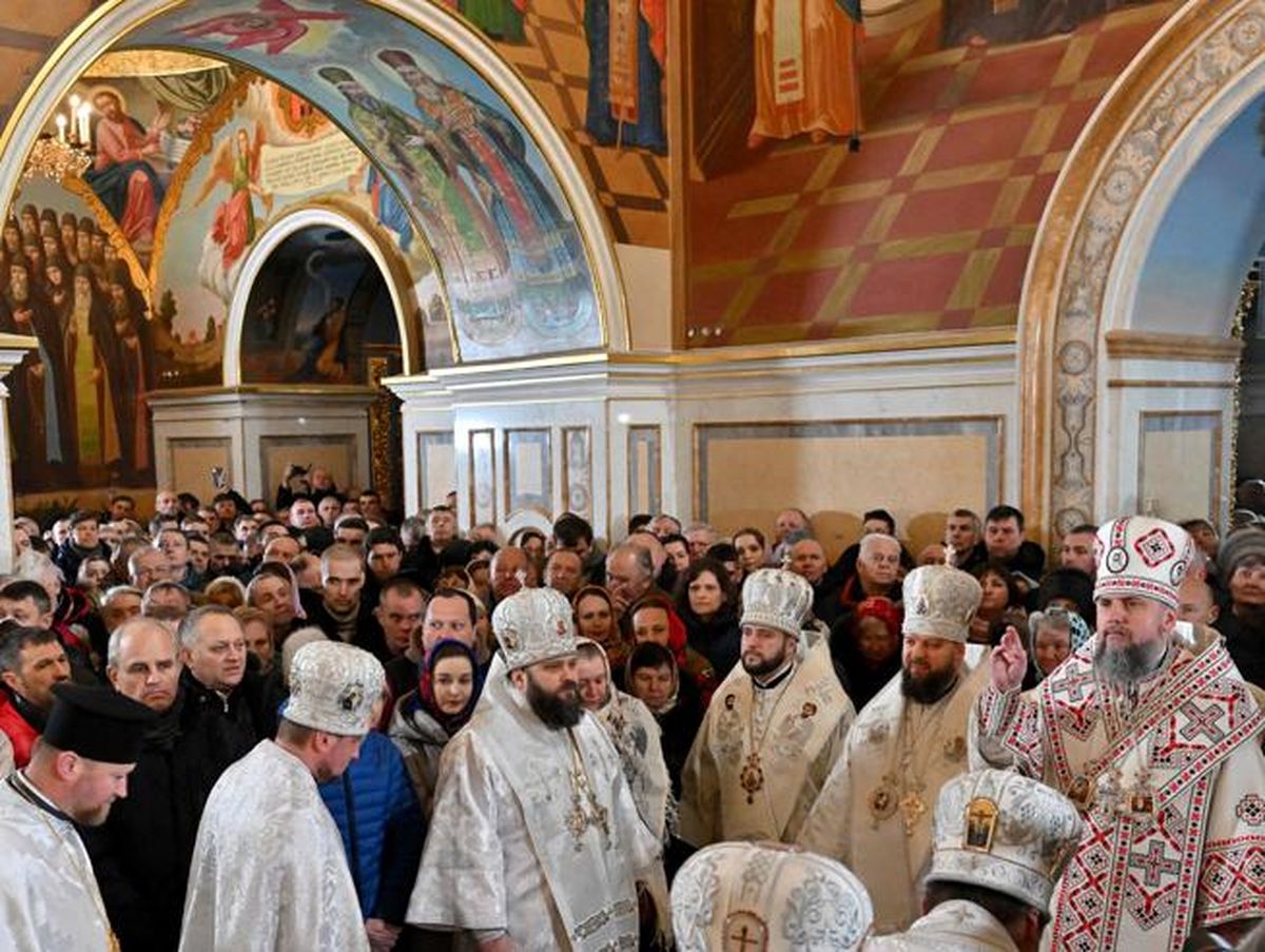 Misa en la Navidad católica ortodoxa.