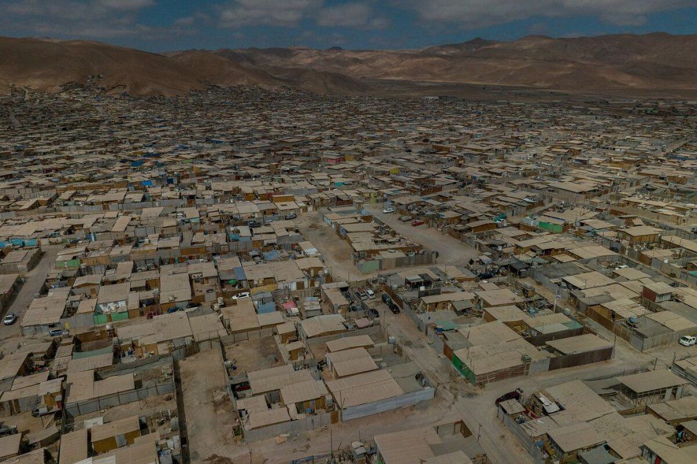 Los habituales sismos en Chile contribuyen a la multpilicación de villas.