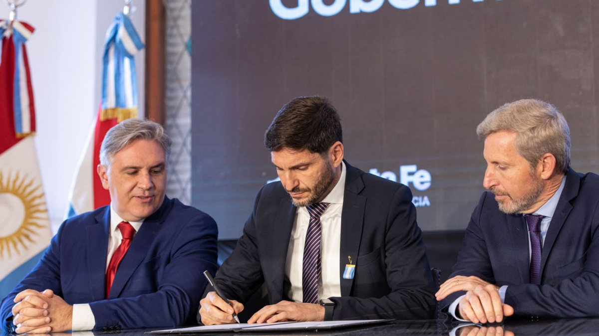 El ojo puesto sobre el gobierno nacional. El ojo puesto sobre el gobierno nacional.