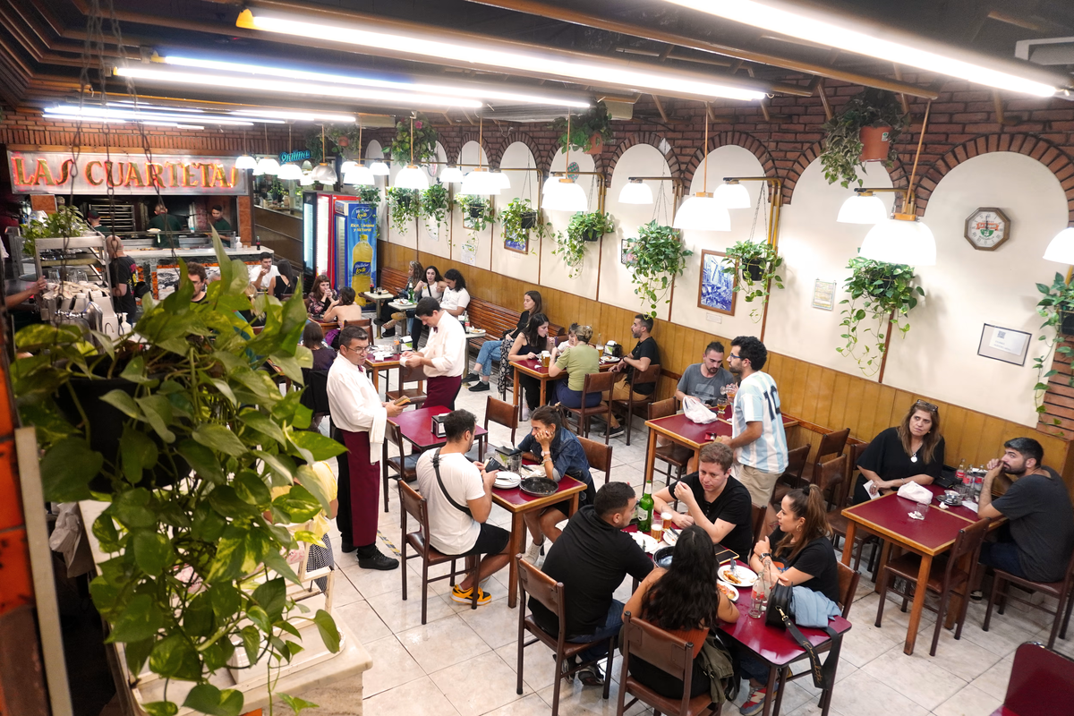 Las Cuartetas es uno de los restaurantes que ofrecerá pizzas al 50%. Las Cuartetas es uno de los restaurantes que ofrecerá pizzas al 50%.