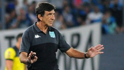 Sándwich a Racing de Gustavo Costas: Chiqui Tapia y Pablo Toviggino los panes