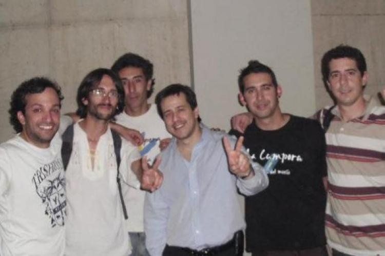 La Cámpora. Reibel Maier (izquierda), con Mariano Recalde (al centro) y otros amigos.  (Fuente: La Voz del Interior)