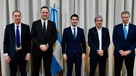 Se concretó la eliminación de retenciones al petróleo. Se concretó la eliminación de retenciones al petróleo.