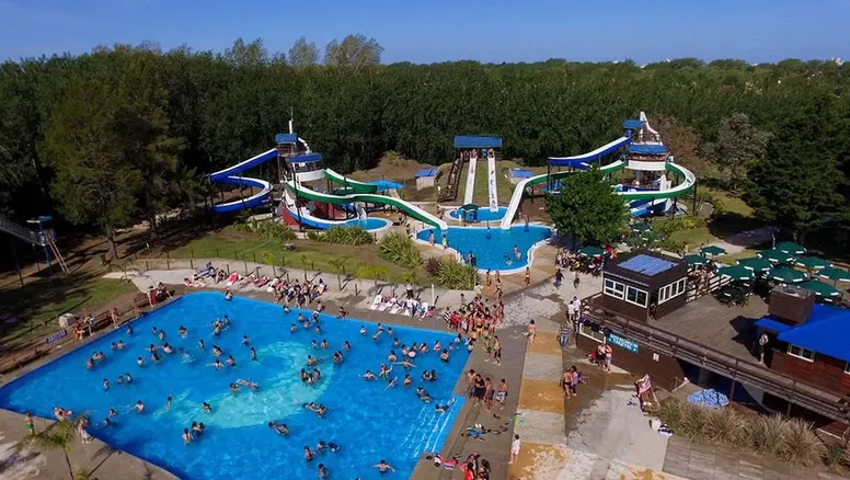 Furor por el parque acuático de Buenos Aires que todos visitan
