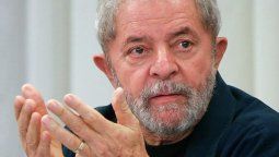 altText(Lula le dice a Bolsonaro que deje de ser 