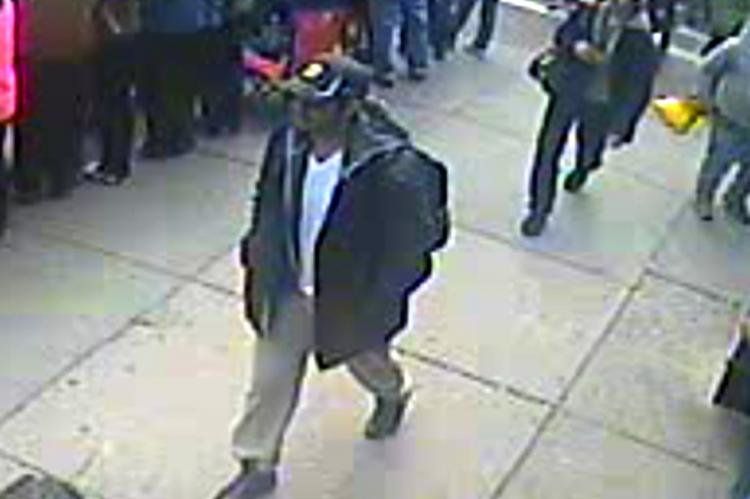 Los dos sospechosos señalados por el FBI por los atentados en Boston.