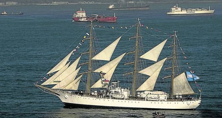 La Fragata Libertad sigue en Ghana por ahora.