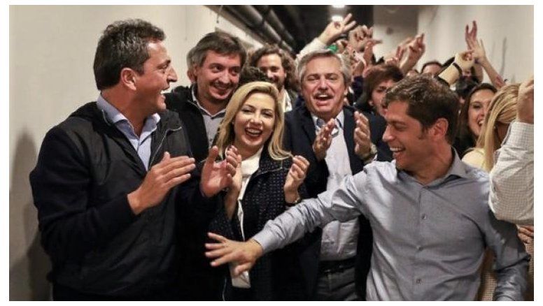 Alberto, Massa y Máximo contienen, y miran a Kicillof