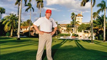 Donald Trump se reserva el derecho de admisión de los inmigrantes y suspende