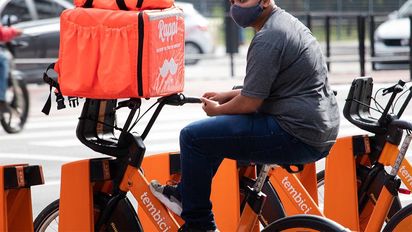 Libertarios alertan por el cierre de apps de delivery
