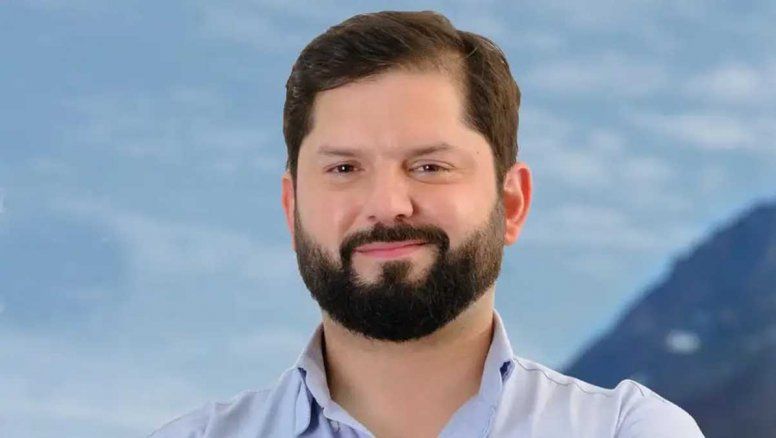 Cierran encuestas: Gabriel Boric vence en todas excepto una
