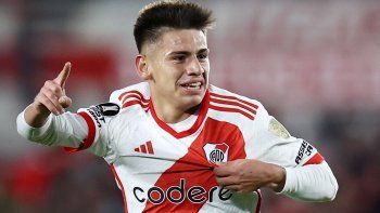 preocupacion en river: ¿por que echeverri no puede completar 90? preocupacion en river: ¿por que echeverri no puede completar 90?