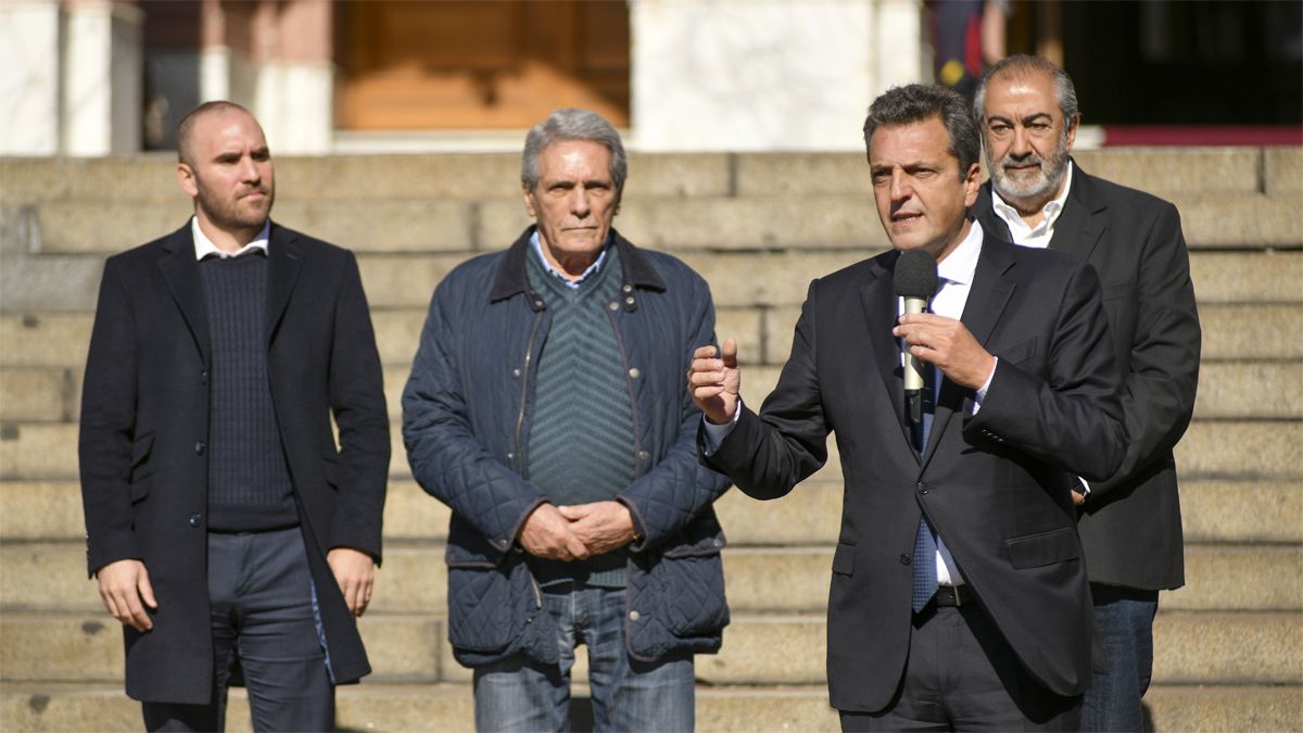 Massa, Guzmán y la CGT en el anuncio de Ganancias.
