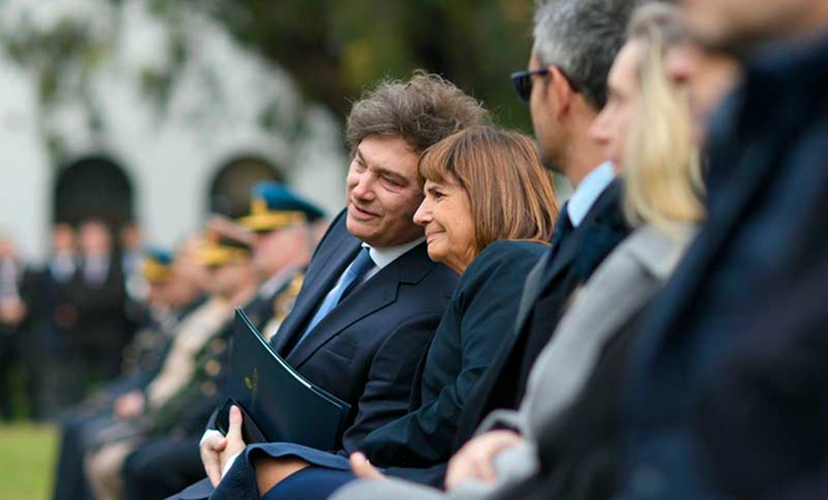 Javier Milei y Patricia Bullrich en el lanzamiento del DFI, Departamento Federal de Investigaciones Javier Milei y Patricia Bullrich en el lanzamiento del DFI, Departamento Federal de Investigaciones