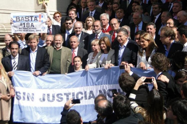 La distintas vertientes de la oposición también se suman al #18A.