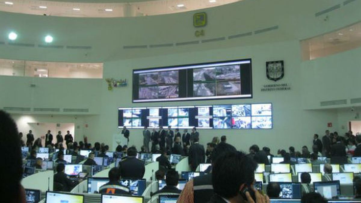 C4 Entre Telmex y el DF