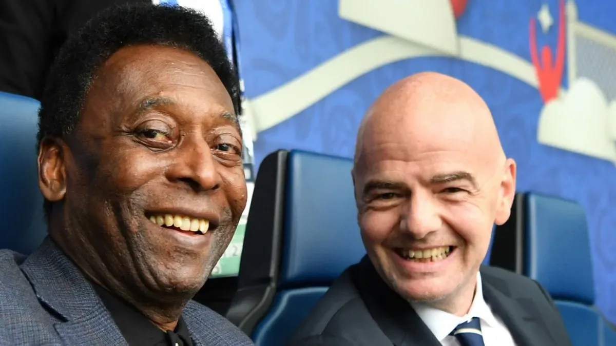 infantino pele.webp