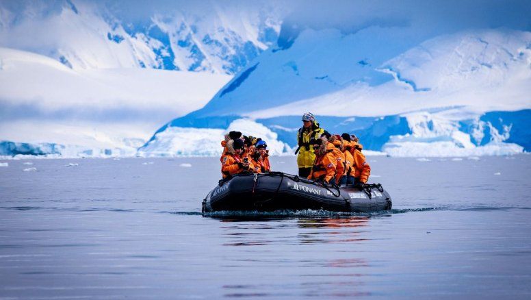 Kast reivindica Antártida chilena; Pentágono dijo que USA provocó 175 muertes en escuela iraní