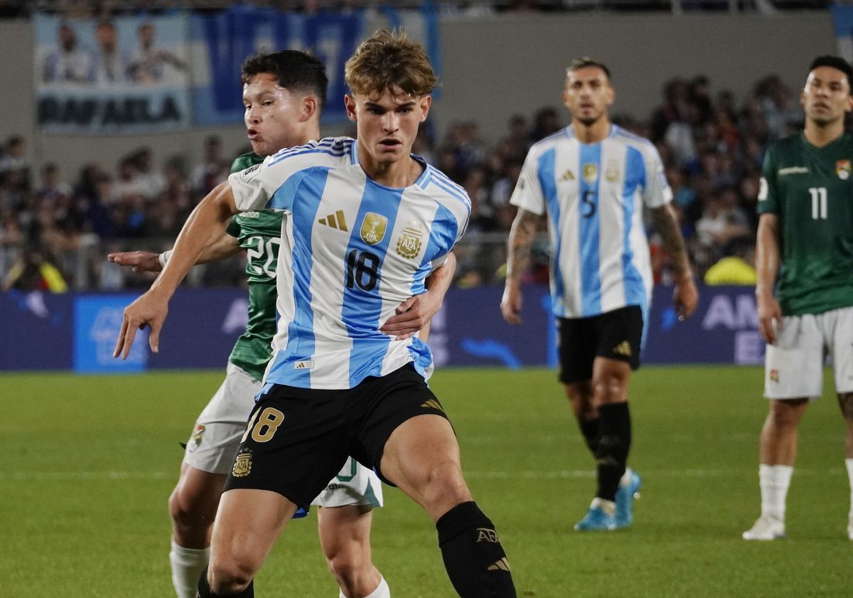 Paz y la Copa del Mundo 2026 se miran Paz y la Copa del Mundo 2026 se miran 