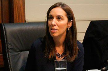 María Eugenia Vidal, entre el conflicto docente y los médicos