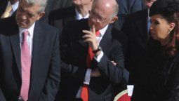 altText(Hay tregua con Francisco, y el cristinismo cambia el discurso)}