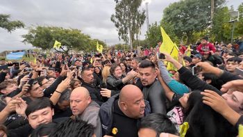 Zuban Cordoba considera ya muy instalado a Javier Milei. En la foto en Chilecito, el 30/04/2023. Zuban Cordoba considera ya muy instalado a Javier Milei. En la foto en Chilecito, el 30/04/2023.