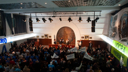 Homenaje de la CGT a Eva Perón en Azopardo 802