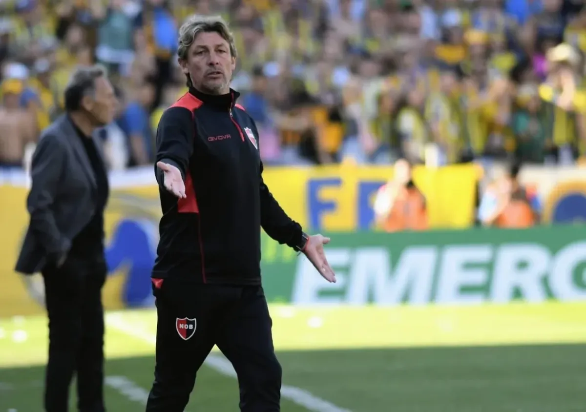 Gabriel Heinze quedó muy debilitado post derrota en el clásico ante Rosario Central. El DT de Newells no es el único de este grupo de damnificados...