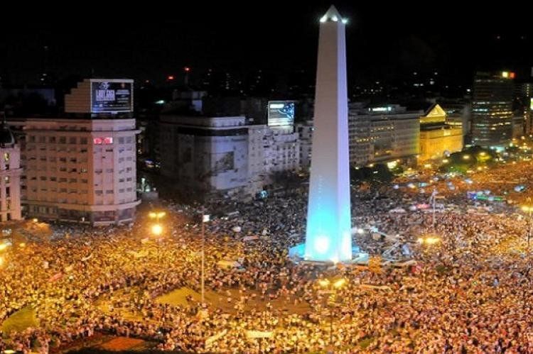 Ante la falta de respuestas muchos imaginan el #19D como el #13S y #8N