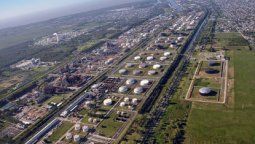 altText(Ojo con la nafta: 10 días sin refinería en Ensenada y luego, al 60%)}