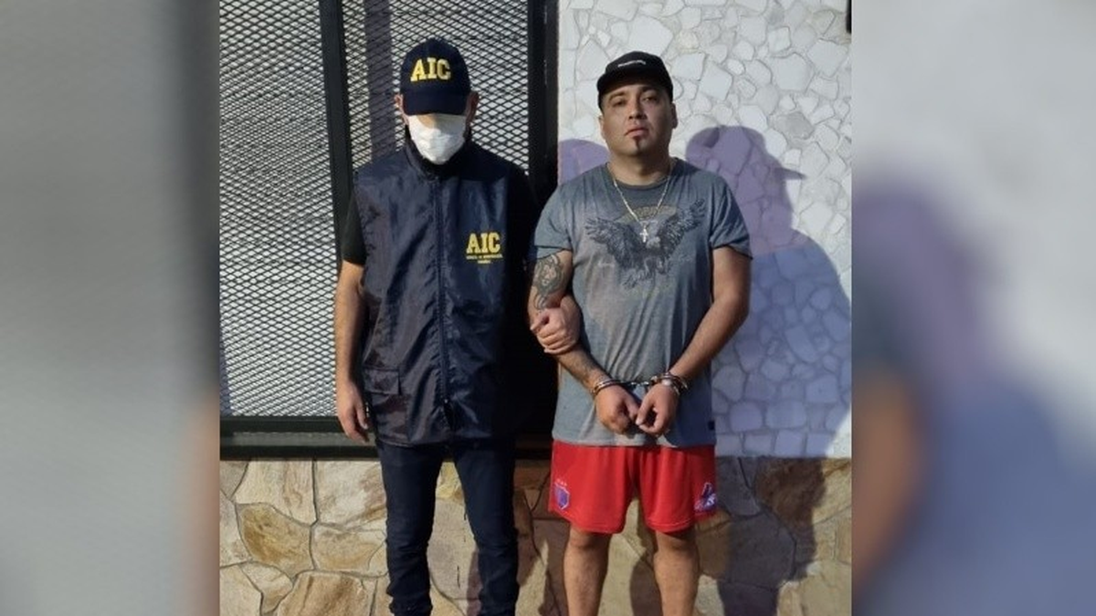 "Pato" Mac Caddon detenido por la AIC. "Pato" Mac Caddon detenido por la AIC. 