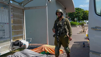 Hamas dejó 100 muertos ya en Israel. Hamas dejó 100 muertos ya en Israel.